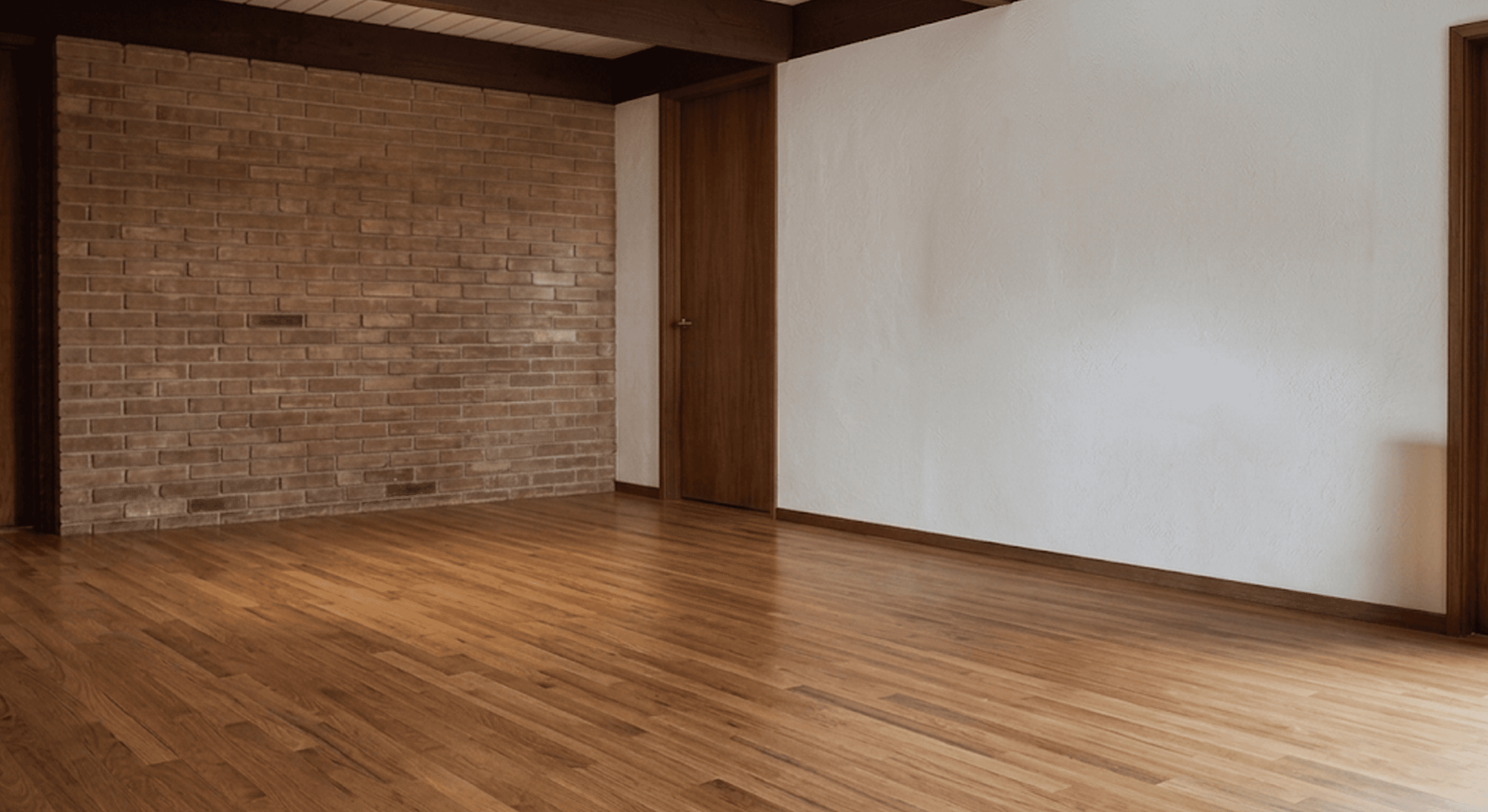Empty room before Palazzo virtual staging
